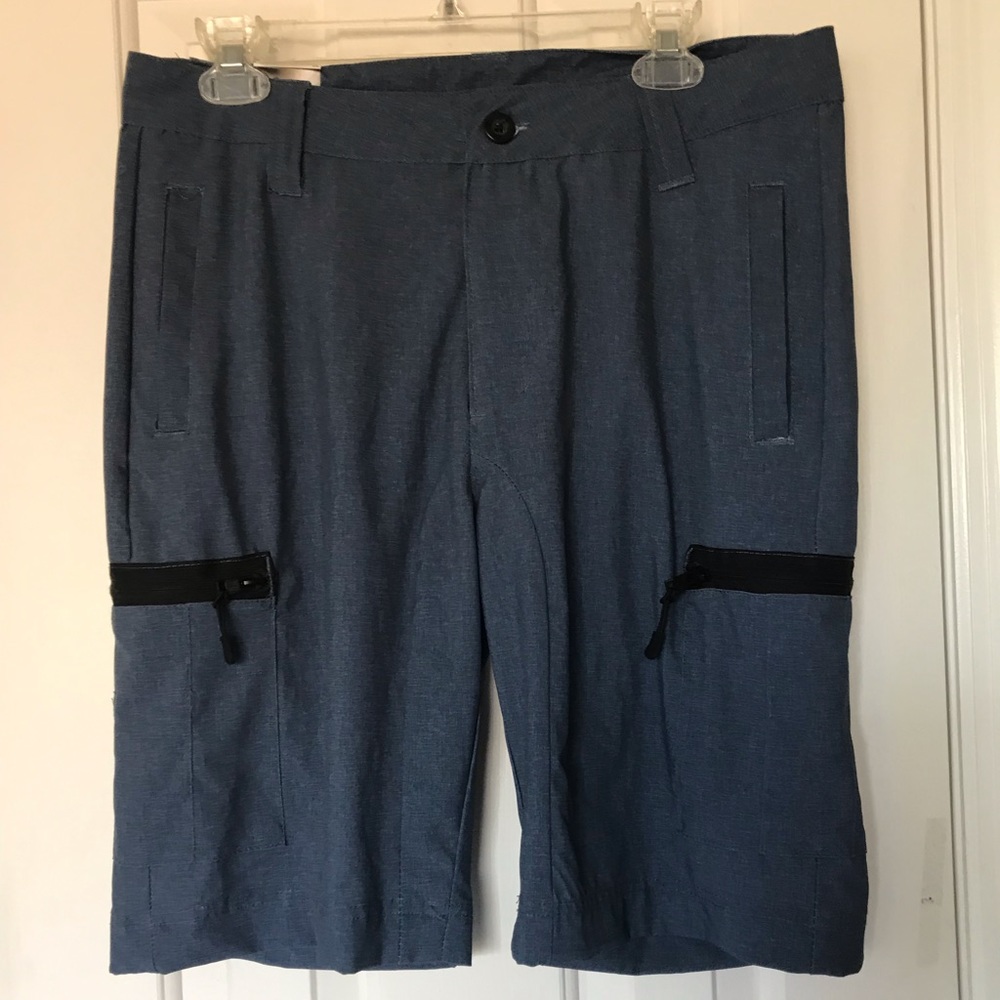 Cargo Short - Picture 2 of 2